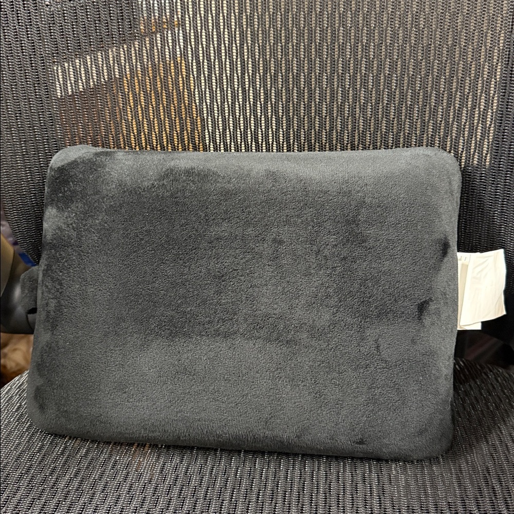 Super soft airline pillow black cover foam